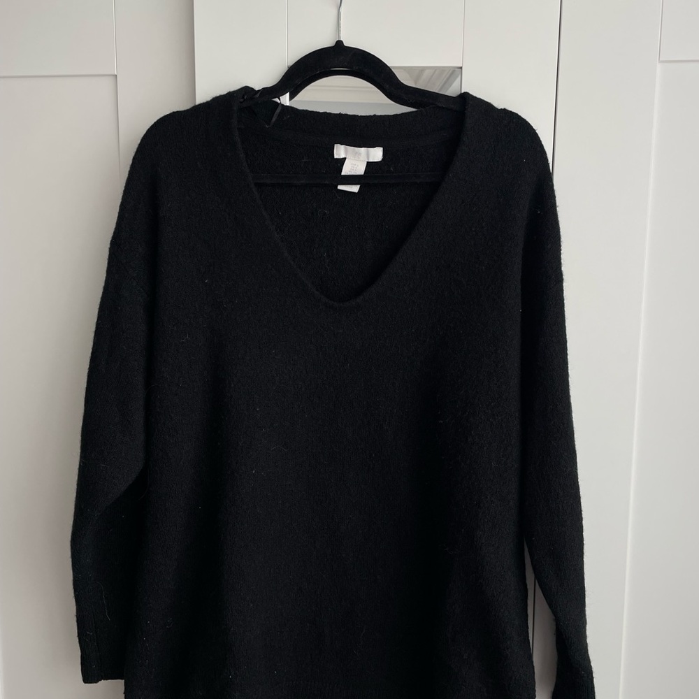 Women's Black V-Neck Sweater